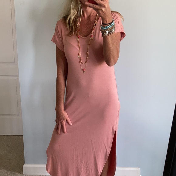 Blush Side Slit Midi Dress - Picture 9 of 9